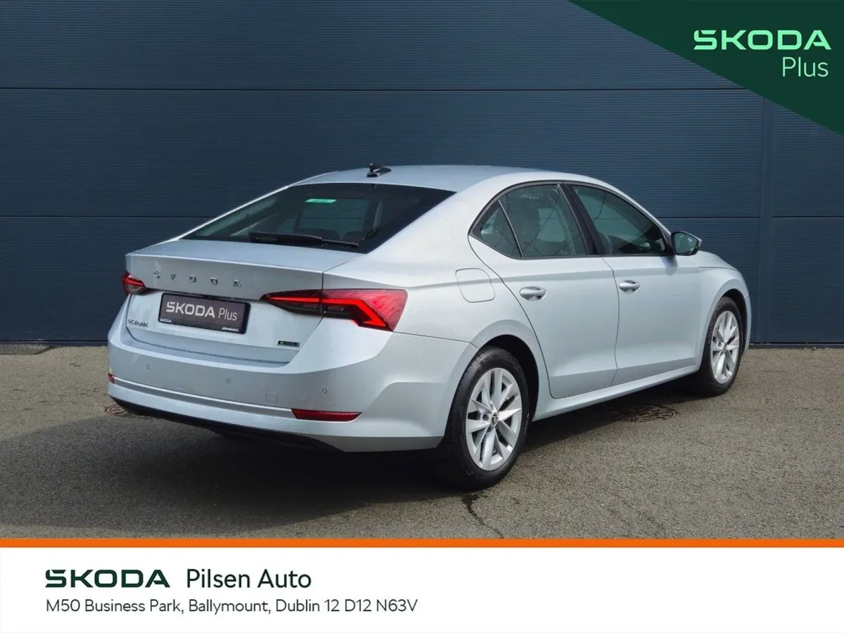 Skoda Octavia (11) Ambition 1.0tsi 110HP DSG - Image 3