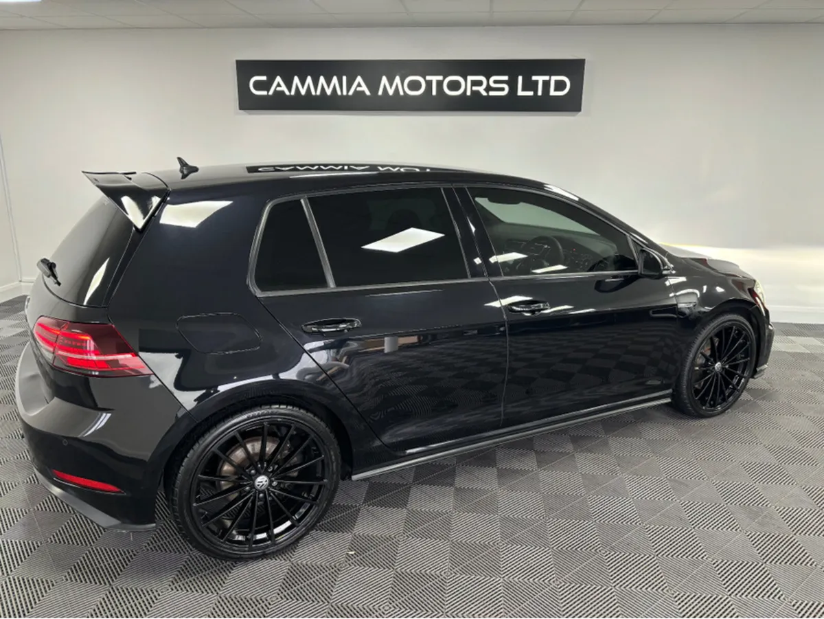 Volkswagen Golf VOLKSWAGEN GOLF GTD DSG 184PS 5DR - Image 4
