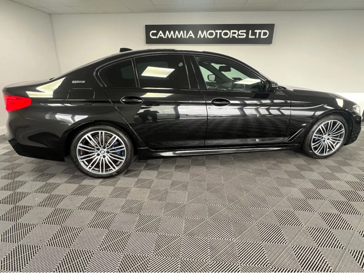 BMW 5-Series *BMW 530e* *M-SPORT* *DIGITAL DASH* * - Image 3