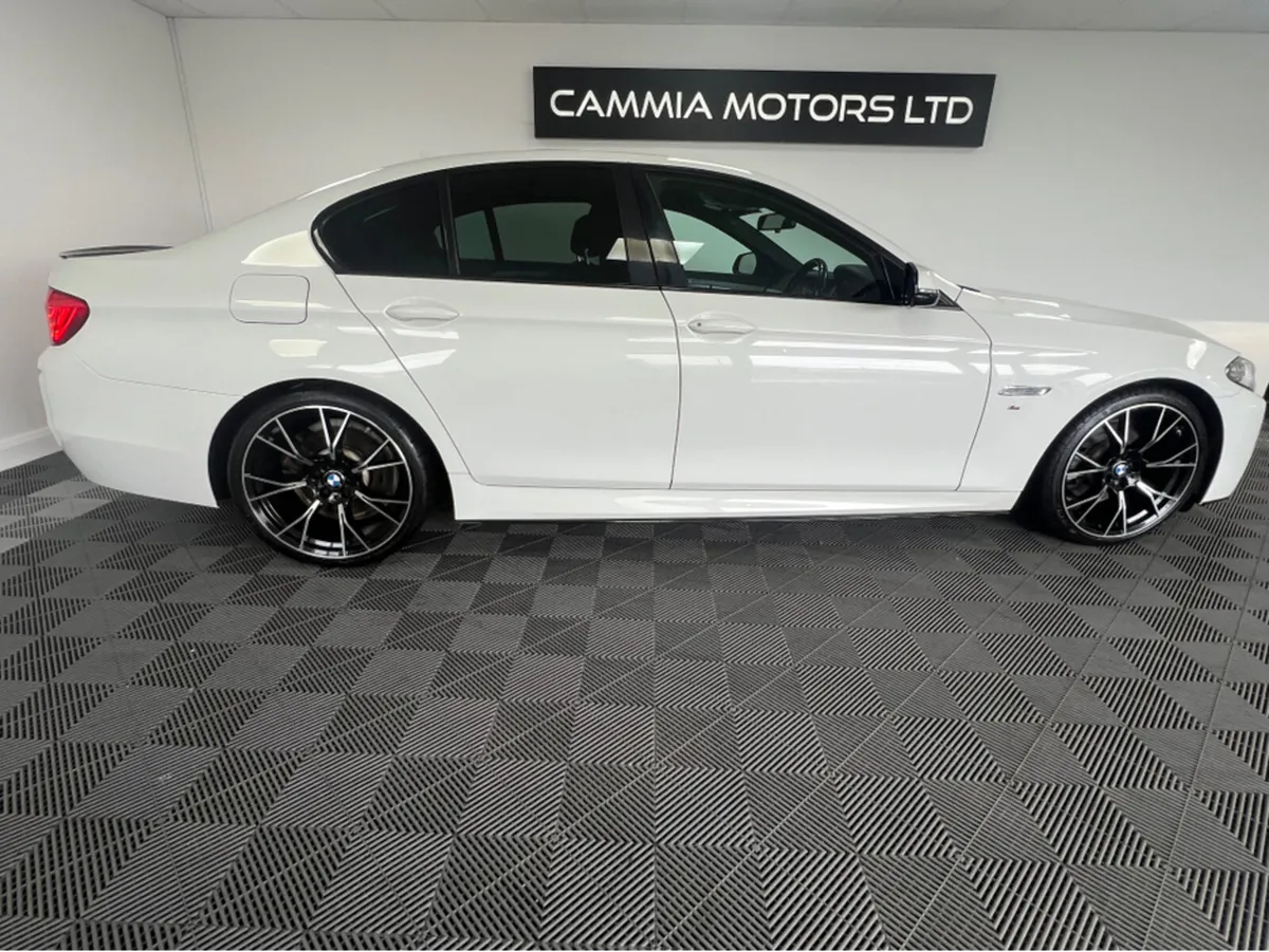 BMW 5-Series BMW 520D M SPORT 5DR AUTO*BLACK LEATH - Image 3
