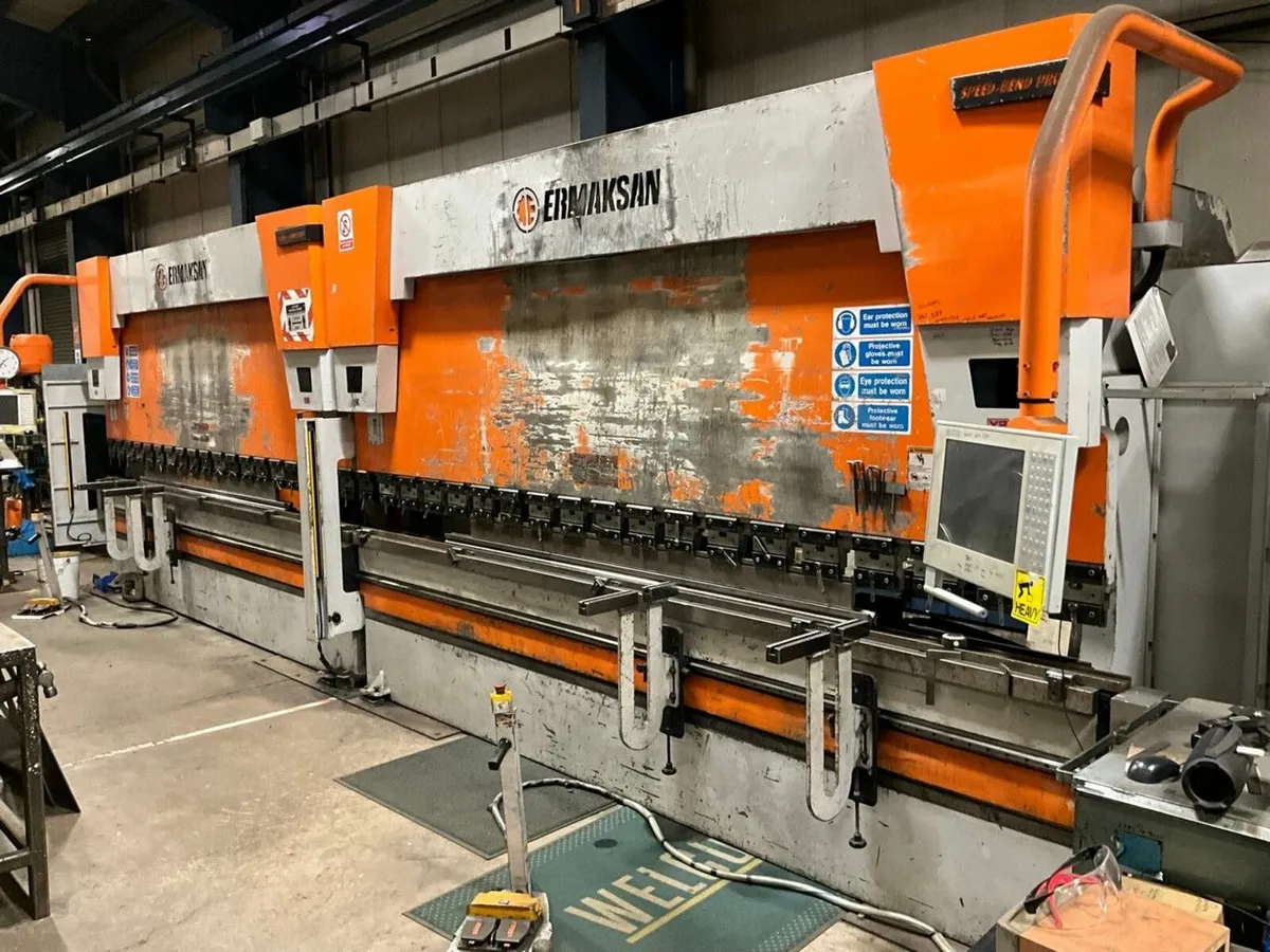 ERMAKSAN SPEED BEND PRO T CNC 440 TON BRAKE PRESS - Image 1