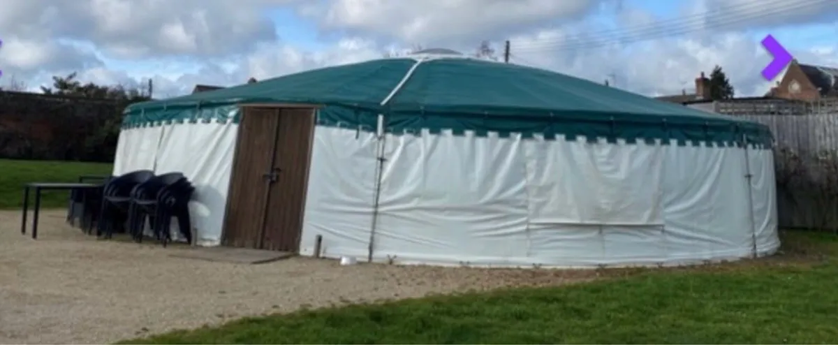 Beautiful 40ft Yurt with flooring - Image 4
