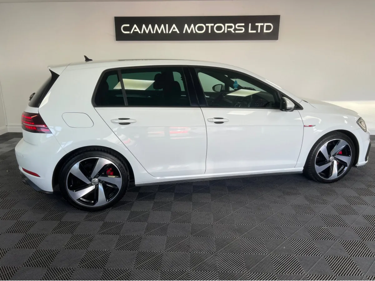 Volkswagen Golf *VOLKSWAGEN GOLF GTI* *LOW MILEAGE - Image 4