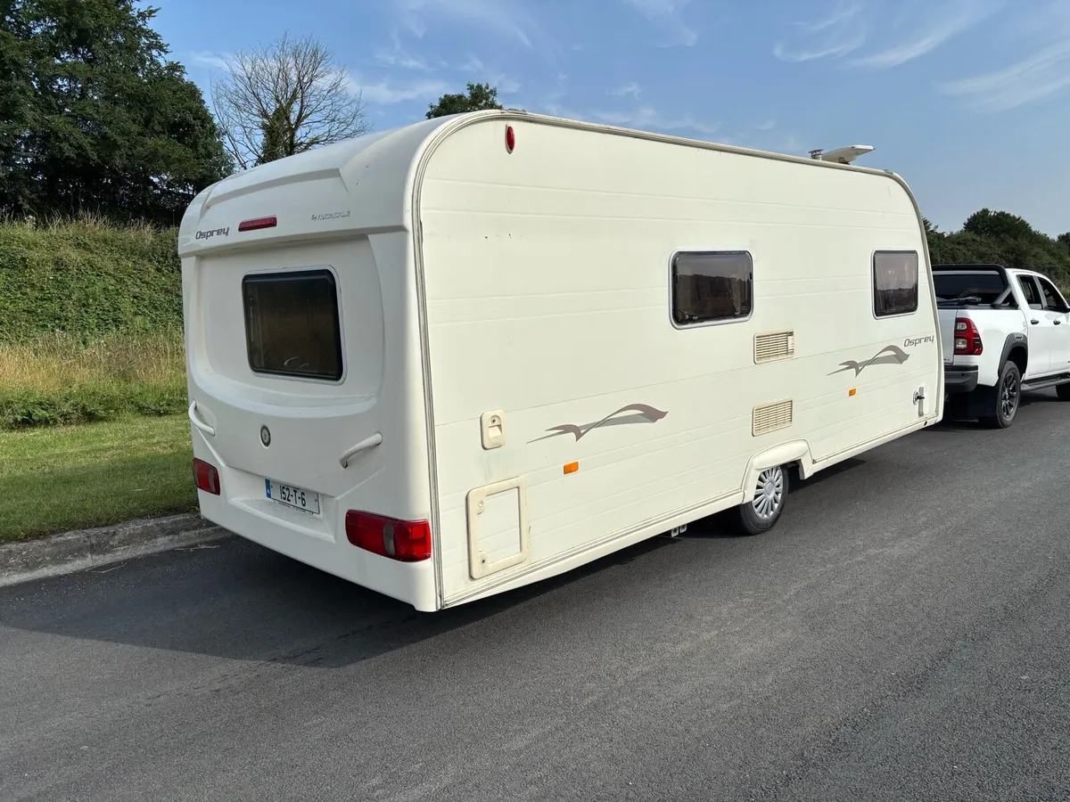 Bargain * Avondale 4 berth caravan - Image 3