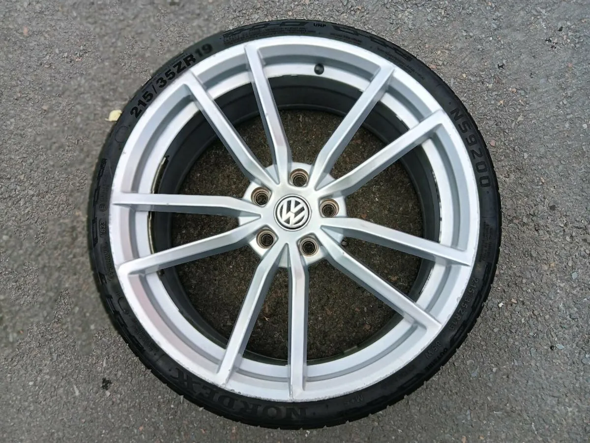 VW PRETORIAS ALLOYS & TYRES - Image 2