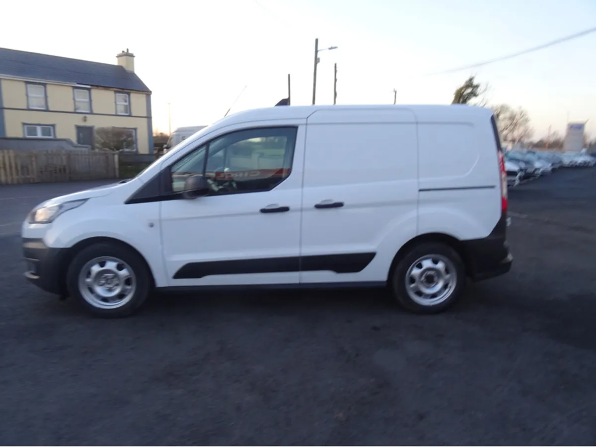 Ford Transit Connect SWB BASE 1.5 TD 75 M6 F FWD 3 - Image 2