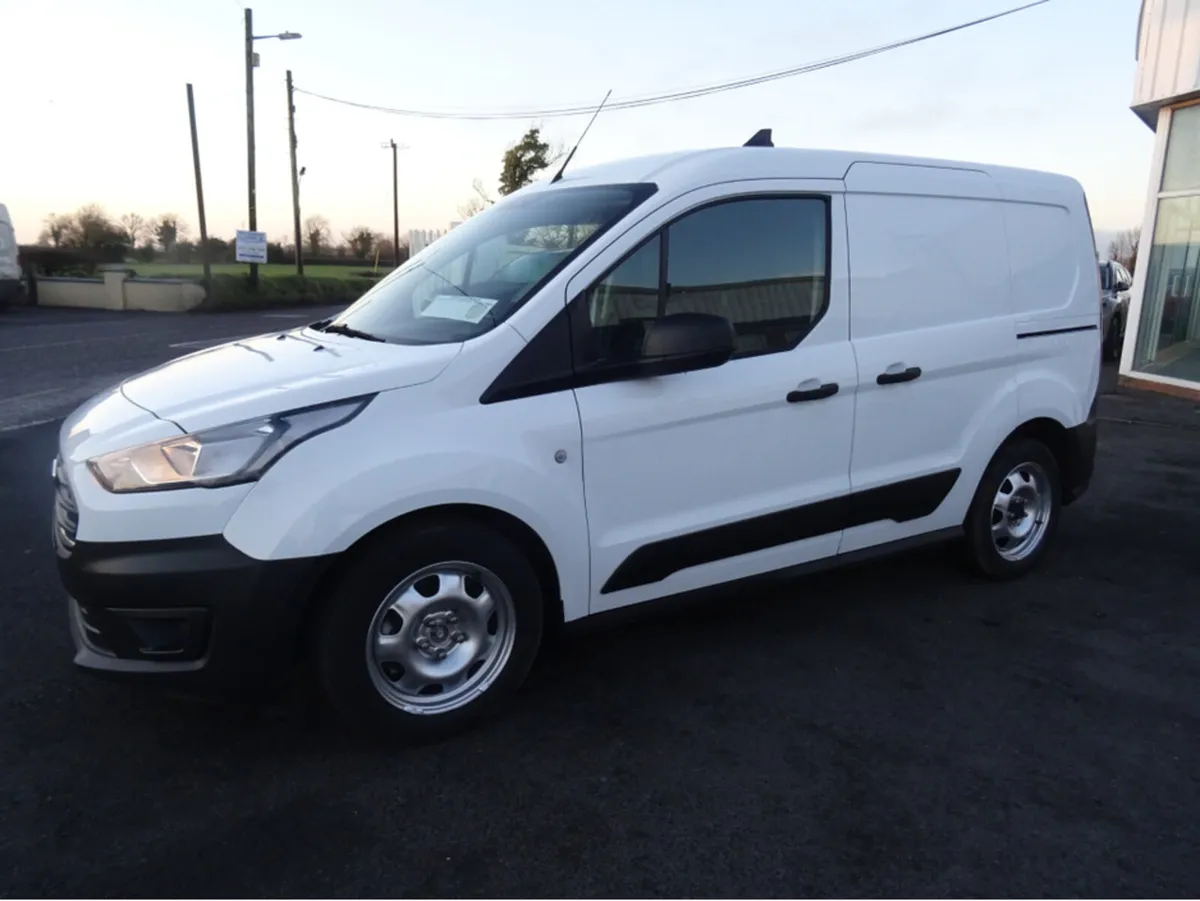 Ford Transit Connect SWB BASE 1.5 TD 75 M6 F FWD 3 - Image 3