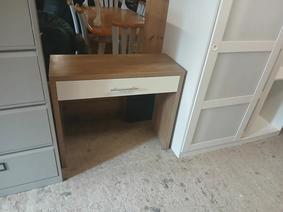 Dressing table/ hall table - Image 2