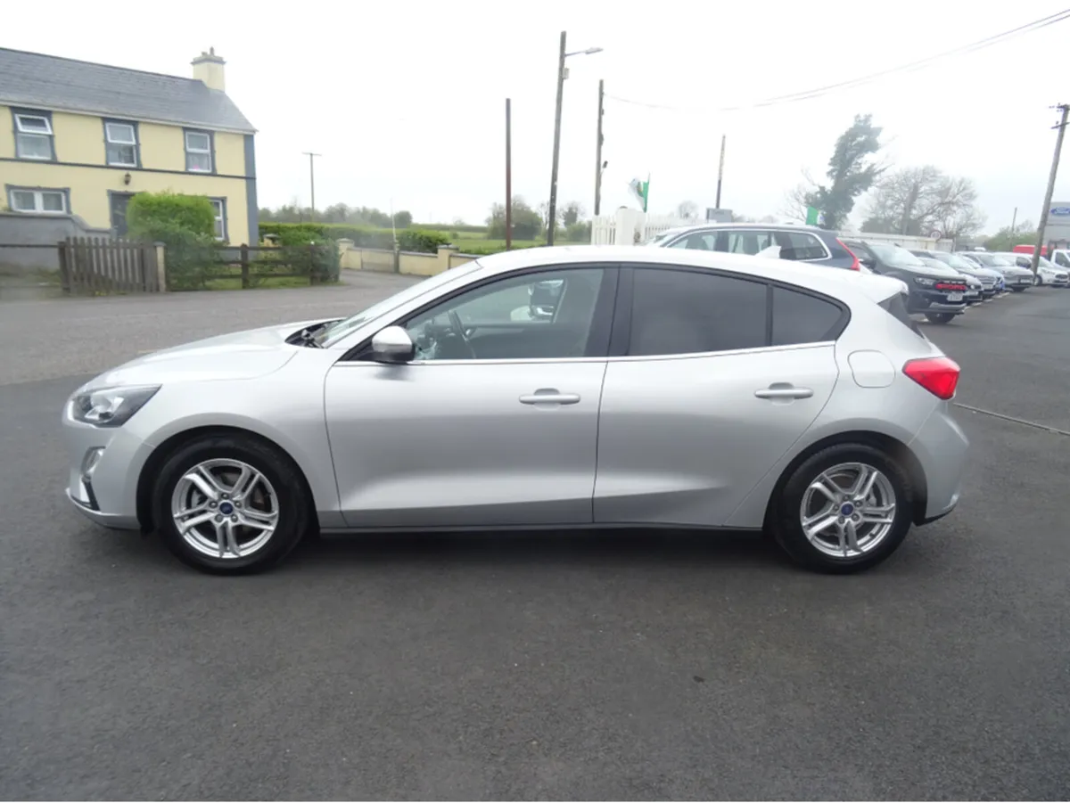 Ford Focus ZETEC EDITION 1.5 TD - Image 3