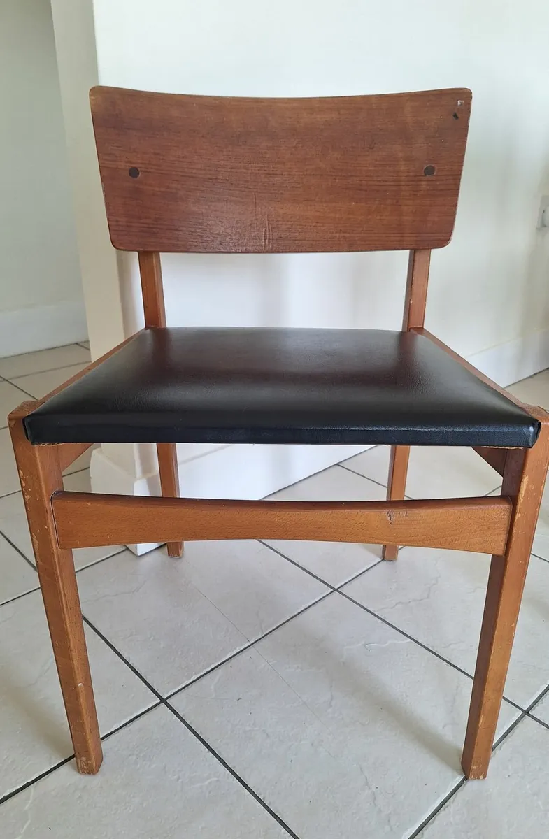Set of 4 Mid-Century Vintage Wooden Chairs - Image 1