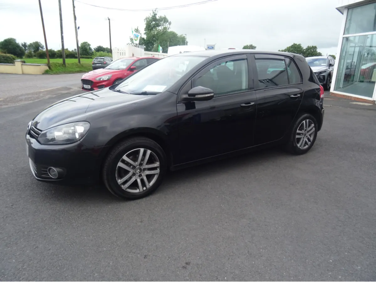 Volkswagen Golf TRENDLINE 1.6 TDI MANUAL 5SPEED 90 - Image 4