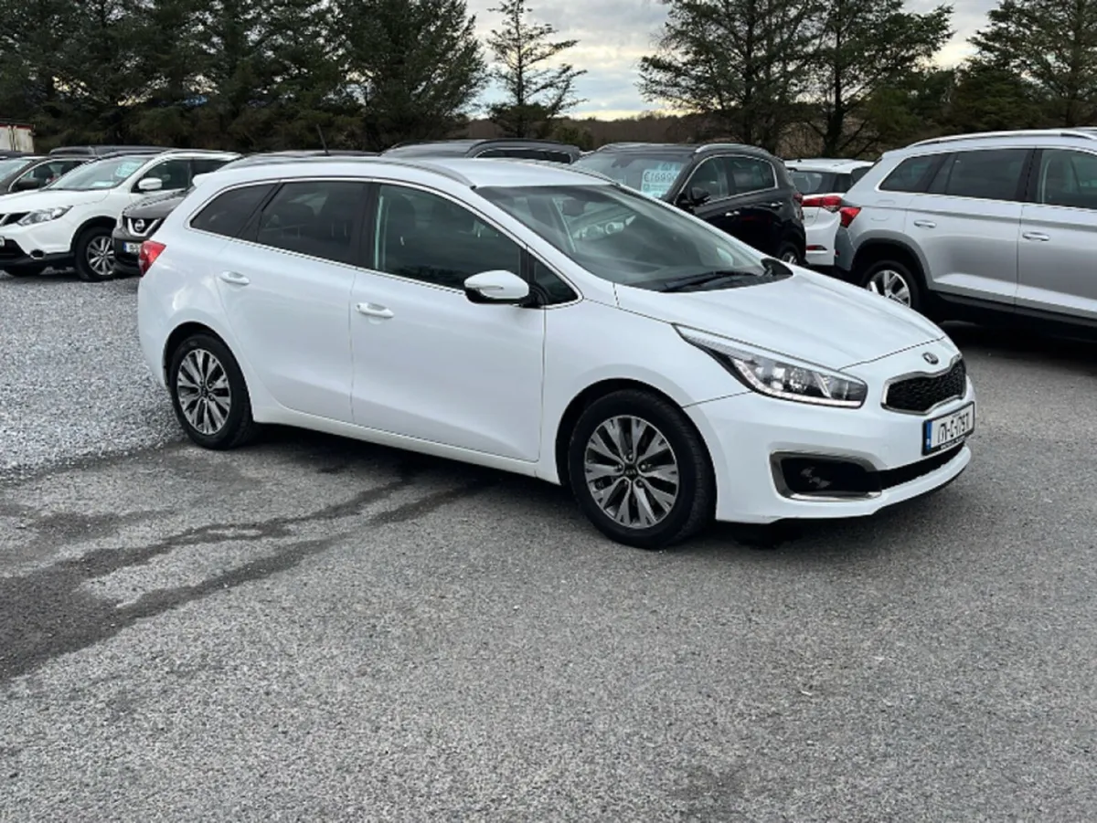 Kia Ceed 1.6 Crdi 3 134BHP 5DR - Image 1