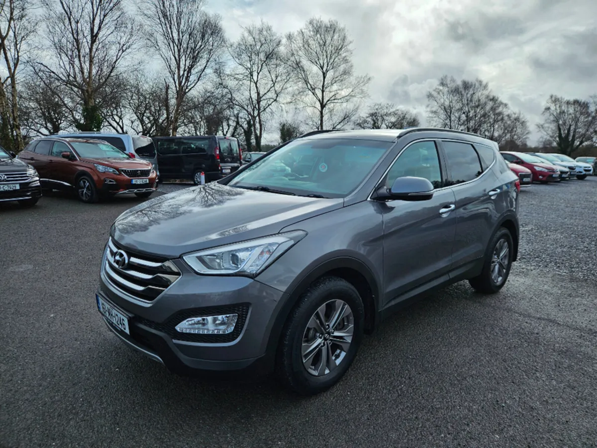 Hyundai Santa Fe 4WD Executive 4DR - Image 3