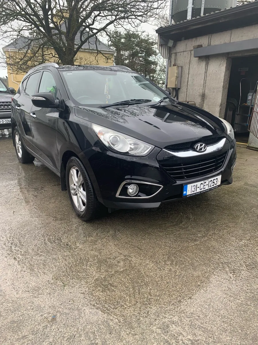 Hyundai ix35 - Image 1