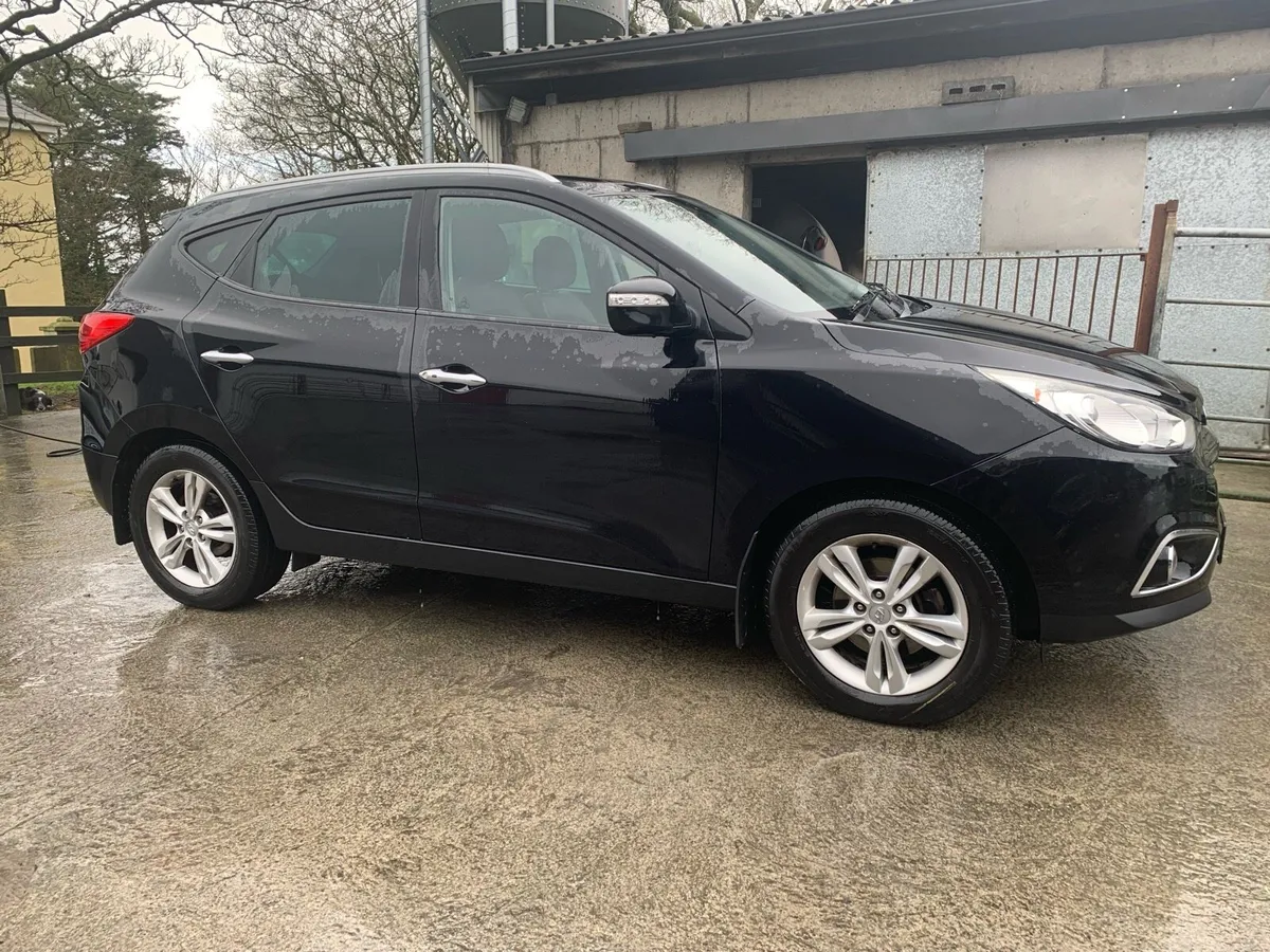 Hyundai ix35 - Image 2