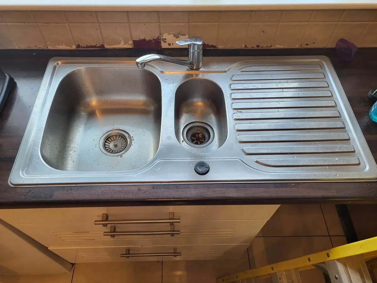 Kitchen - Image 2