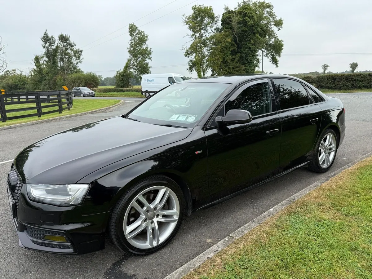 2.0 TDI S LINE *BLACK EDITION* - Image 3