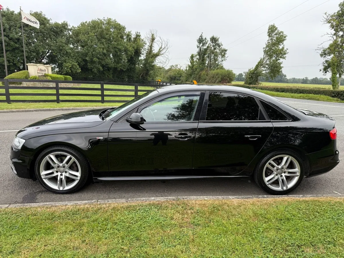 2.0 TDI S LINE *BLACK EDITION* - Image 4