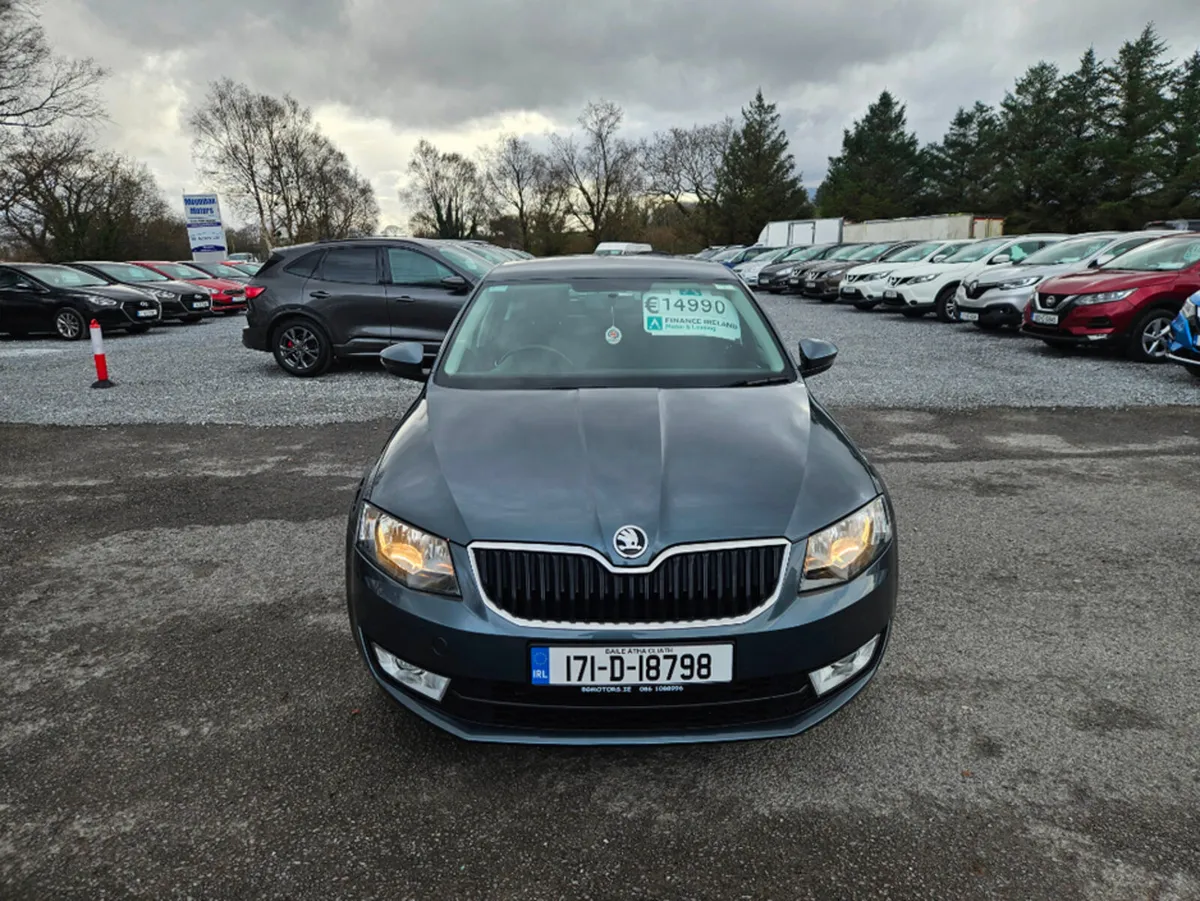 Skoda Octavia Ambition 1.0tsi 115HP 4DR - Image 3