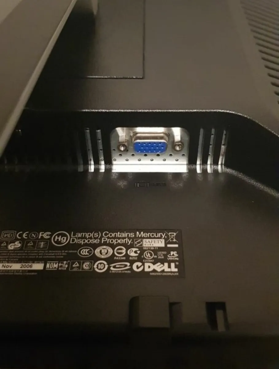 Dell SE197FP | Monitor - Image 4