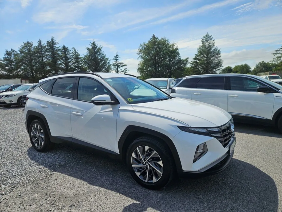 Hyundai Tucson Executive 5DR - Image 1