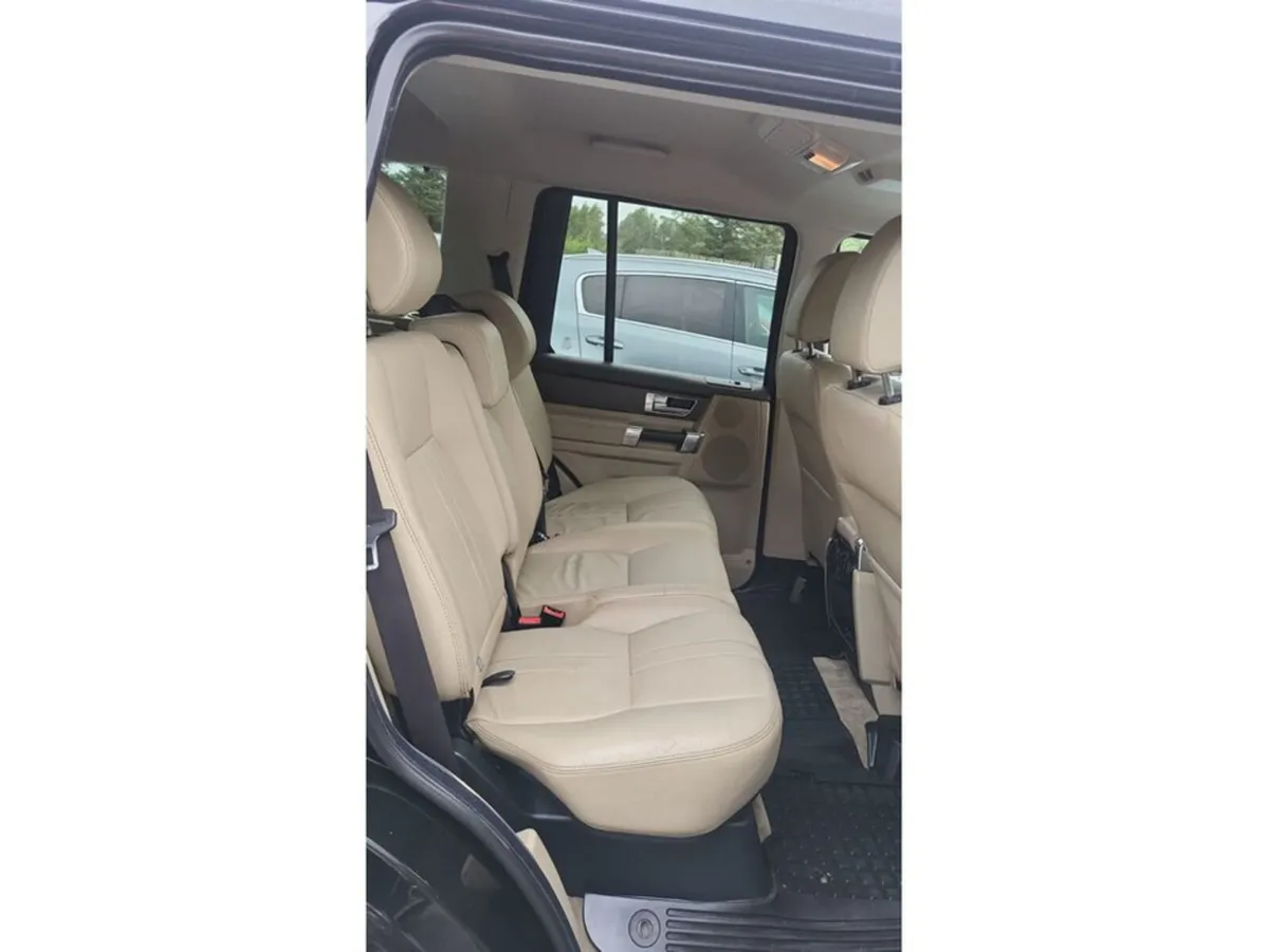 Land Rover Discovery 4 3.0tdv6 5 Seat XE 4DR Auto - Image 2
