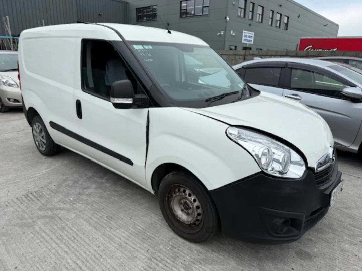 2018 OPEL COMBO - Image 1