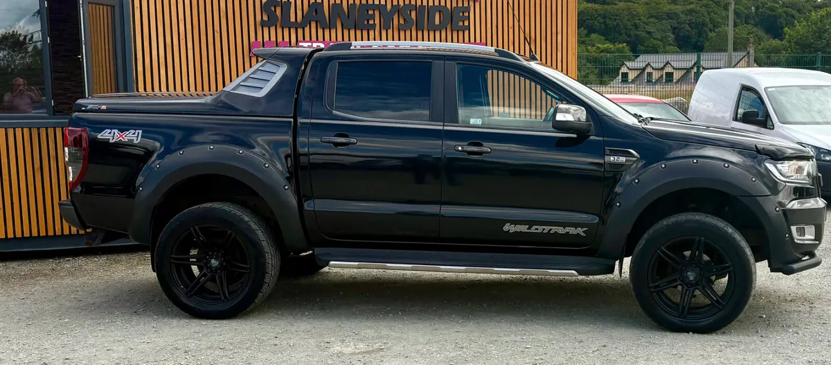 172 Ford Ranger 2017 3.2 Auto - Image 2