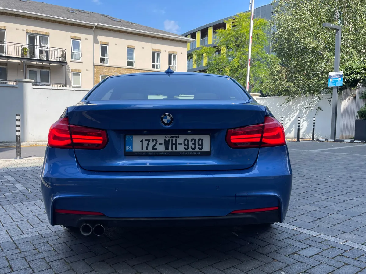 2017 BMW 3-Series 330e - Image 4