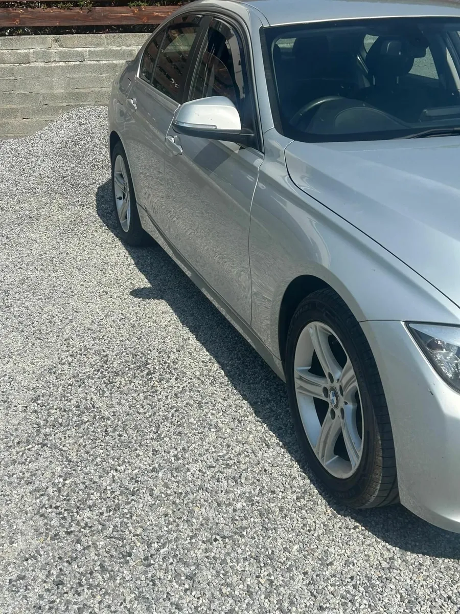 BMW 3-Series 2015 - Image 3