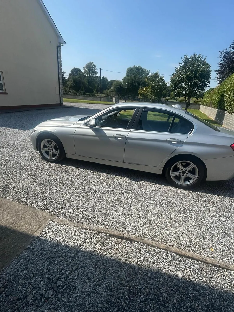 BMW 3-Series 2015 - Image 4