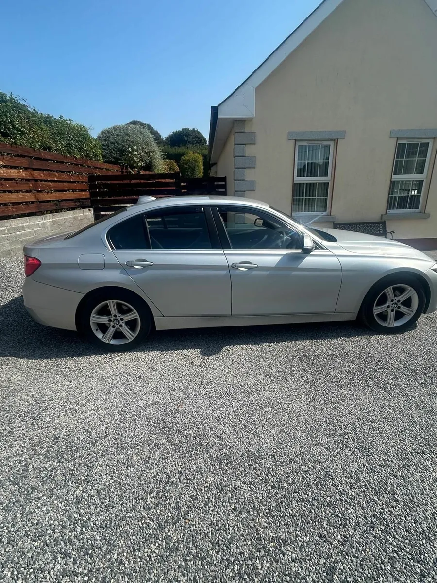 BMW 3-Series 2015 - Image 1