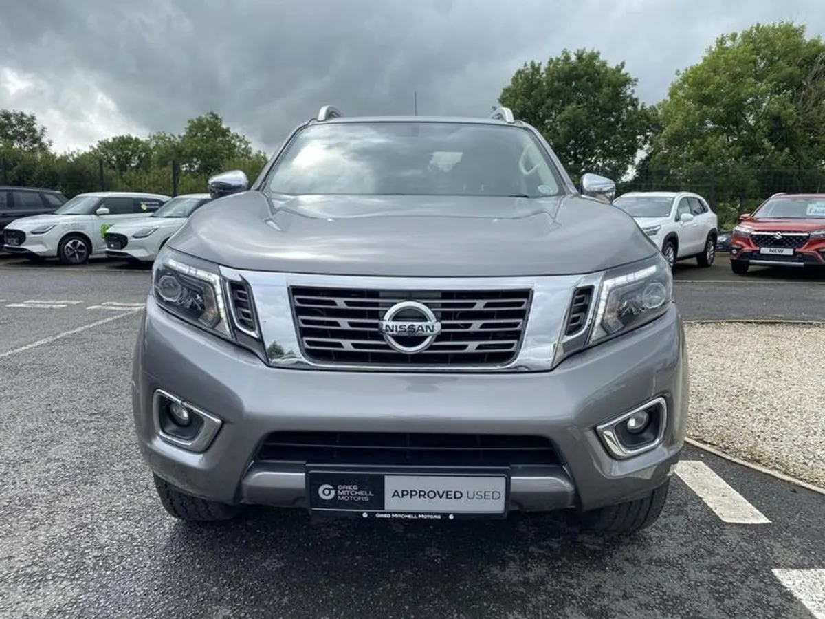 Nissan Navara Double Cab Pick Up Tekna 2.3dci 190 - Image 2
