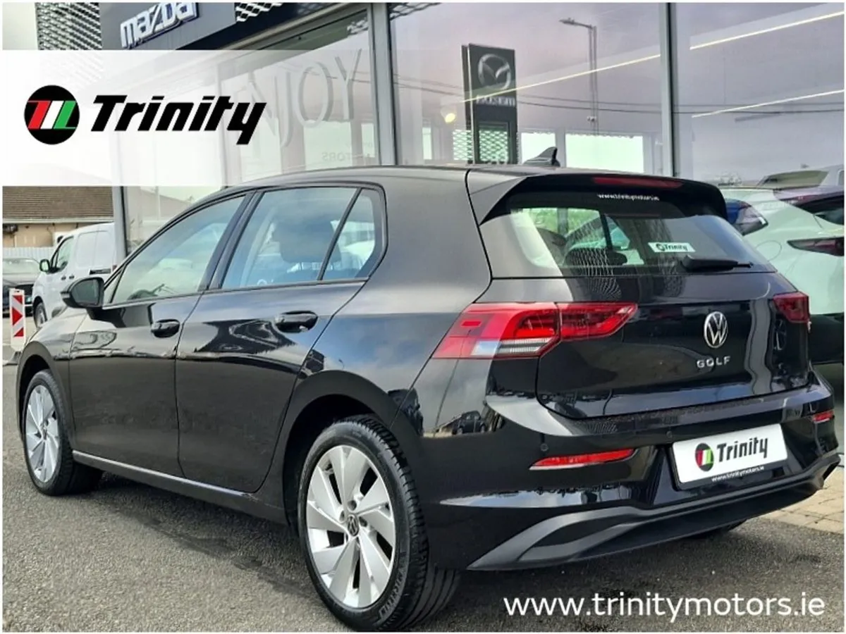 Volkswagen Golf Great Spec Style 2.0 TDI 115HP Tr - Image 3