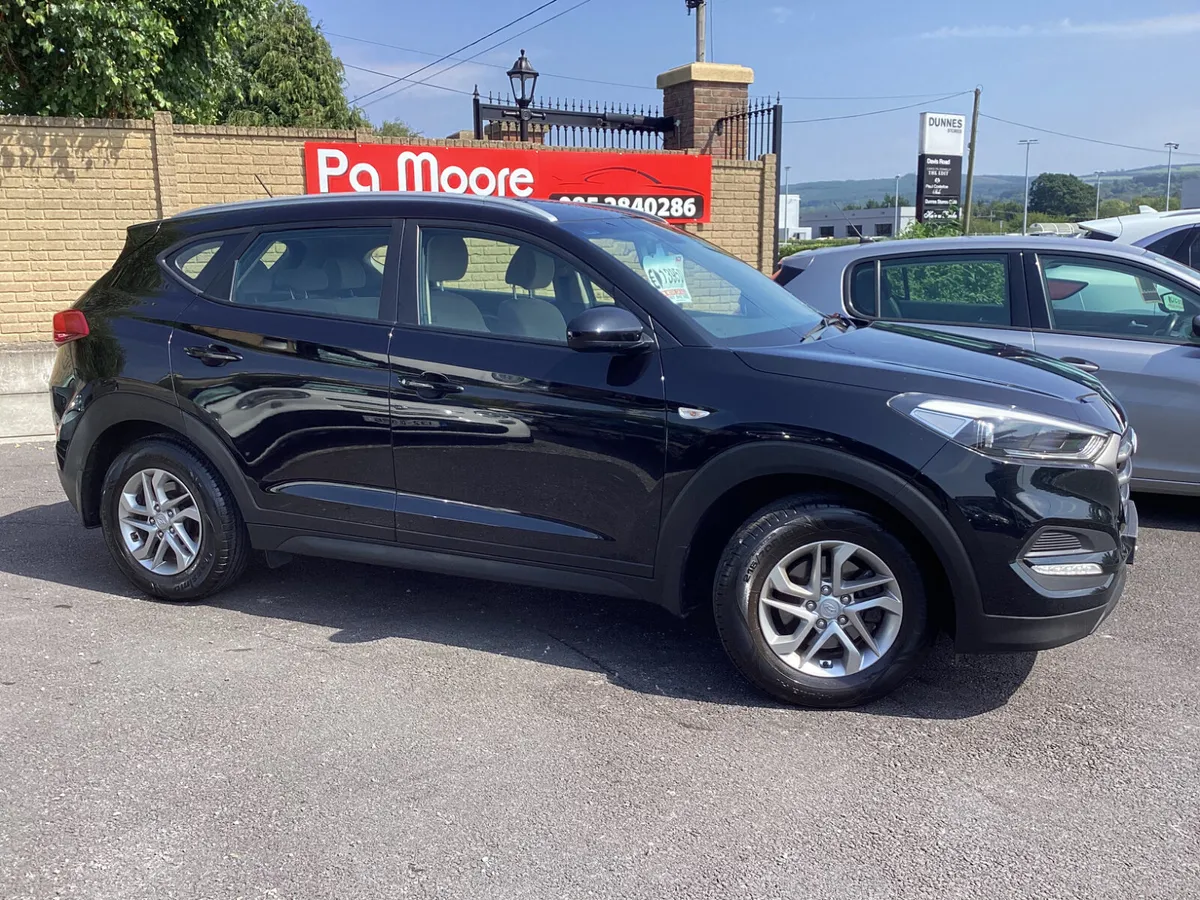 Hyundai Tucson ** ONLY 132KMS - Image 3