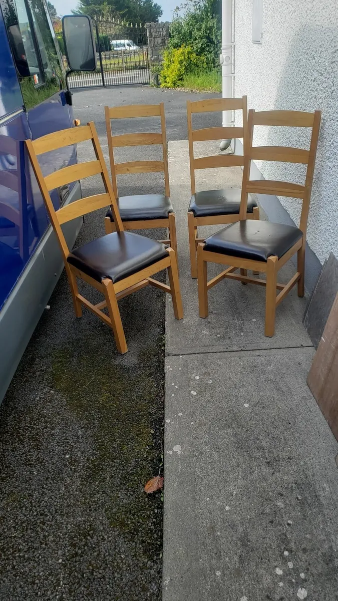 solid oak dining chairs x 4 - Image 2