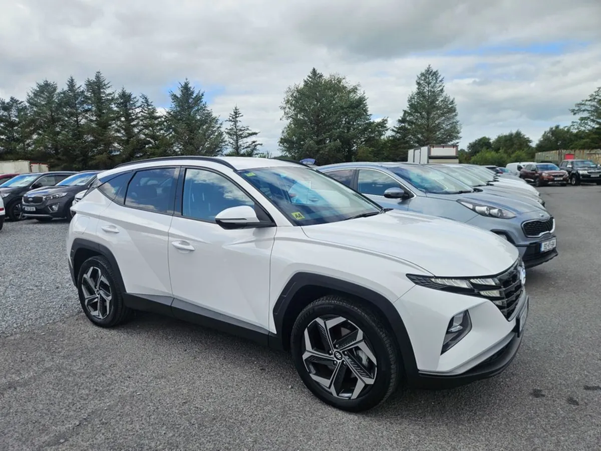Hyundai Tucson Executive Phev 5DR Auto - Image 3