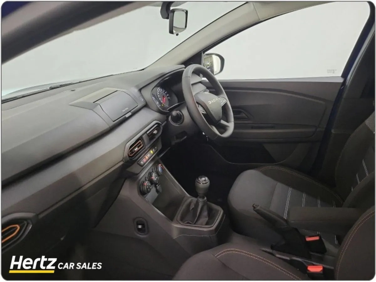 Dacia Sandero Stepway Essential 1.0 Petrol Manual - Image 4
