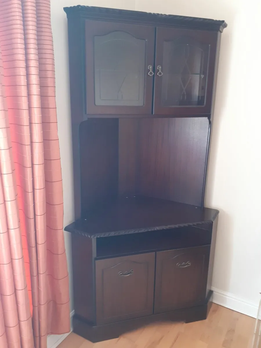 Mahogany Regency Corner Display unit. - Image 4