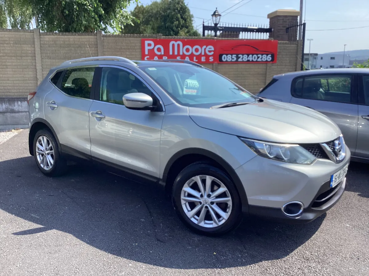 Nissan Qashqai ** CAMERA * SAT NAV - Image 2