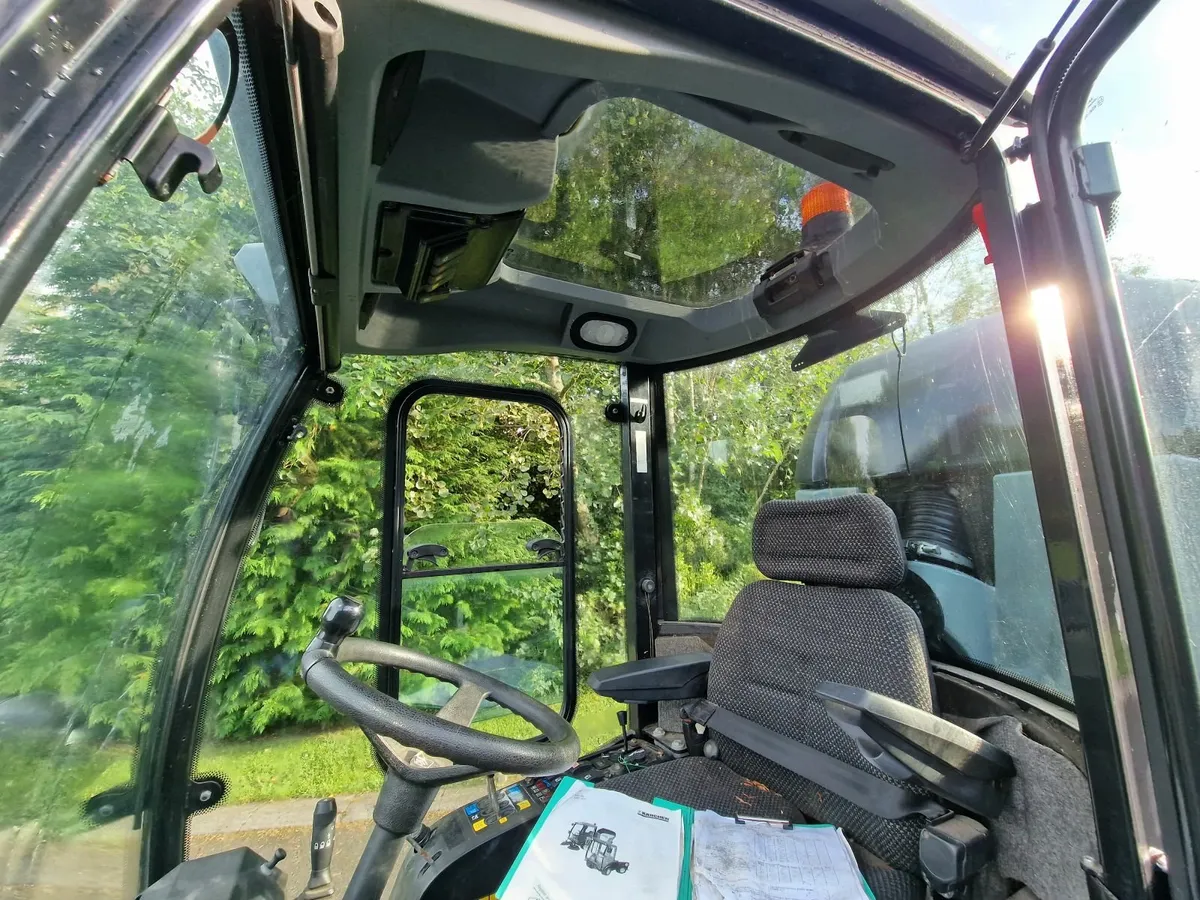 Karcher MC50 diesel road sweeper roadsweeper - Image 3