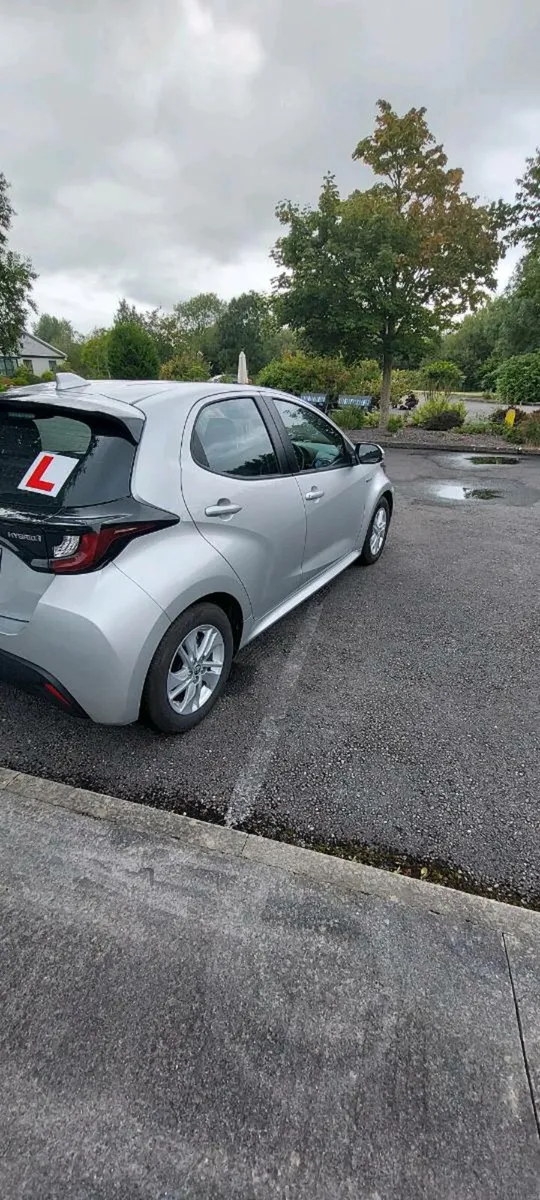TOYOTA YARIS 2021 AUTOMATIC 1.5 HYBRID LUNA SPEC - Image 3