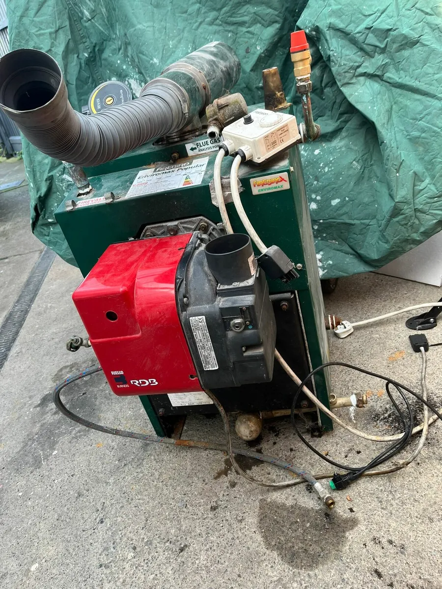 Boiler, Flue Kit & Oil Tank - Image 1