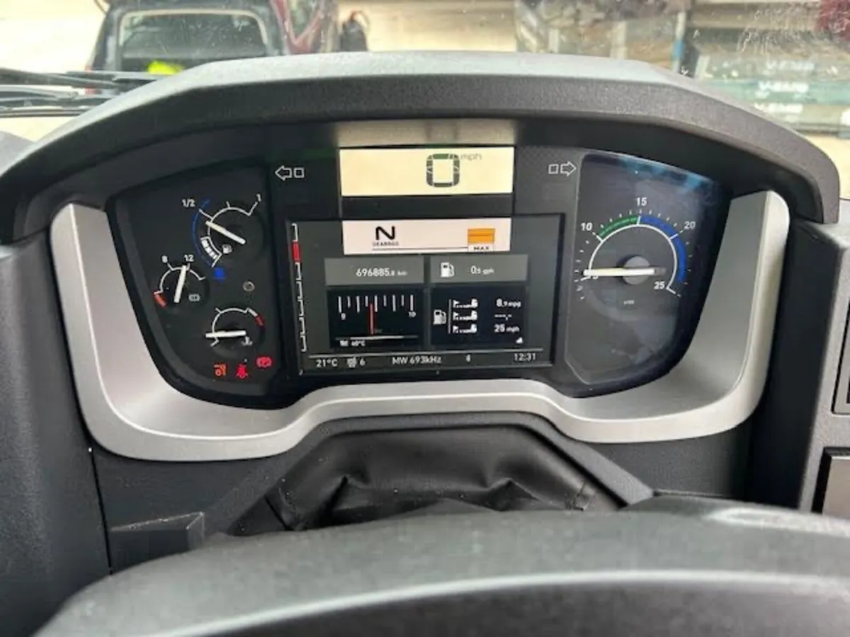 RENAULT T RANGE  2019 - Image 4
