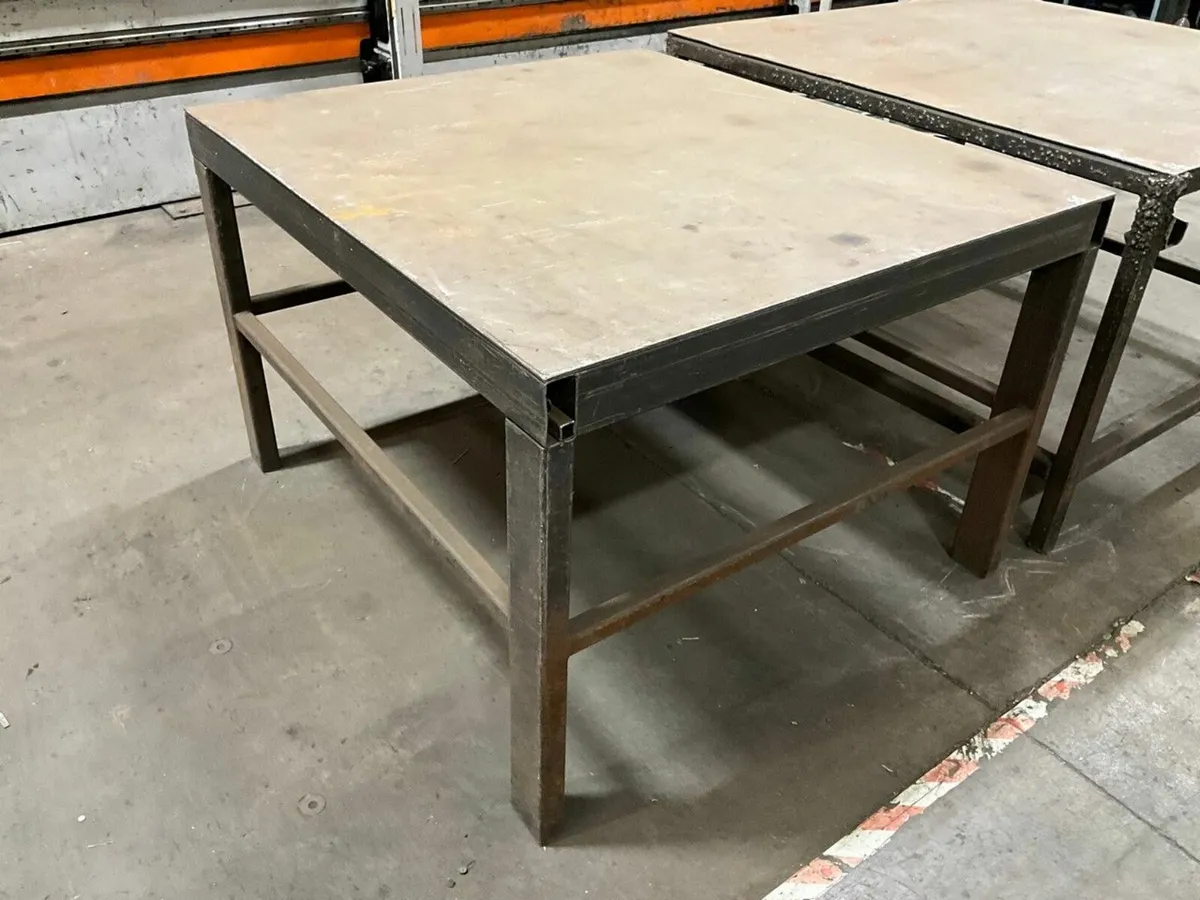 METAL WORKBENCH - Image 1