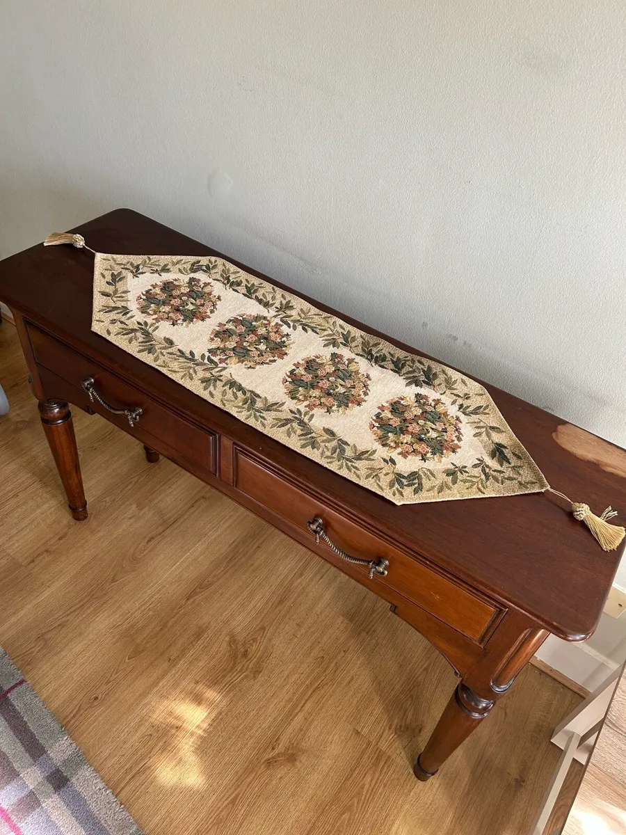 Mahogany sideboard table - Image 3