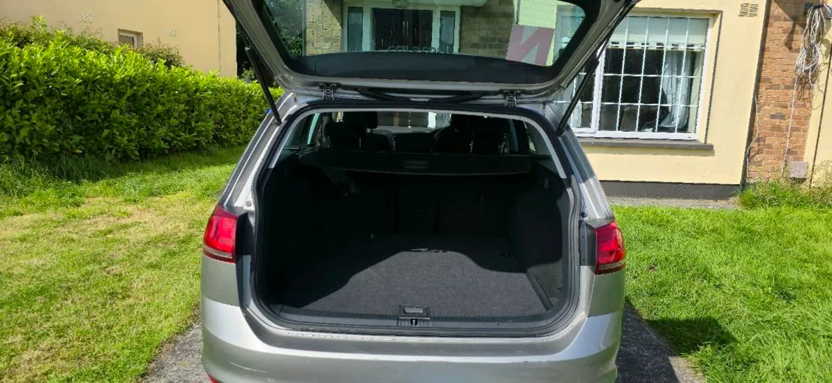 Volkswagen Golf estate 1.2 TSI..petrol.130000 km - Image 4