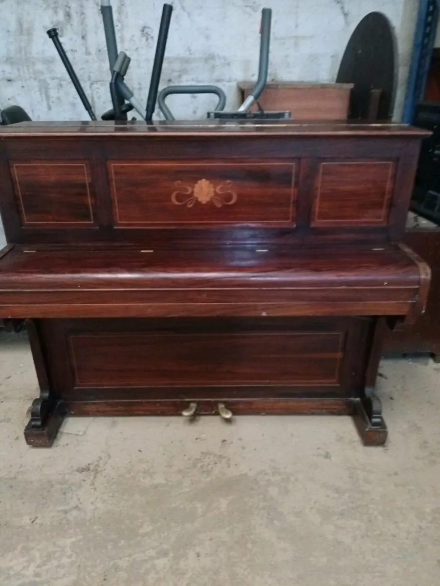 Piano - Image 2