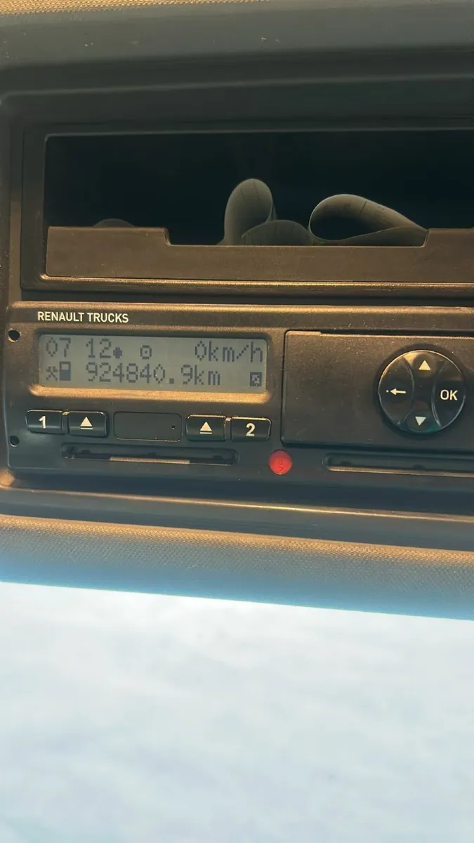 Renault T520 - Image 2