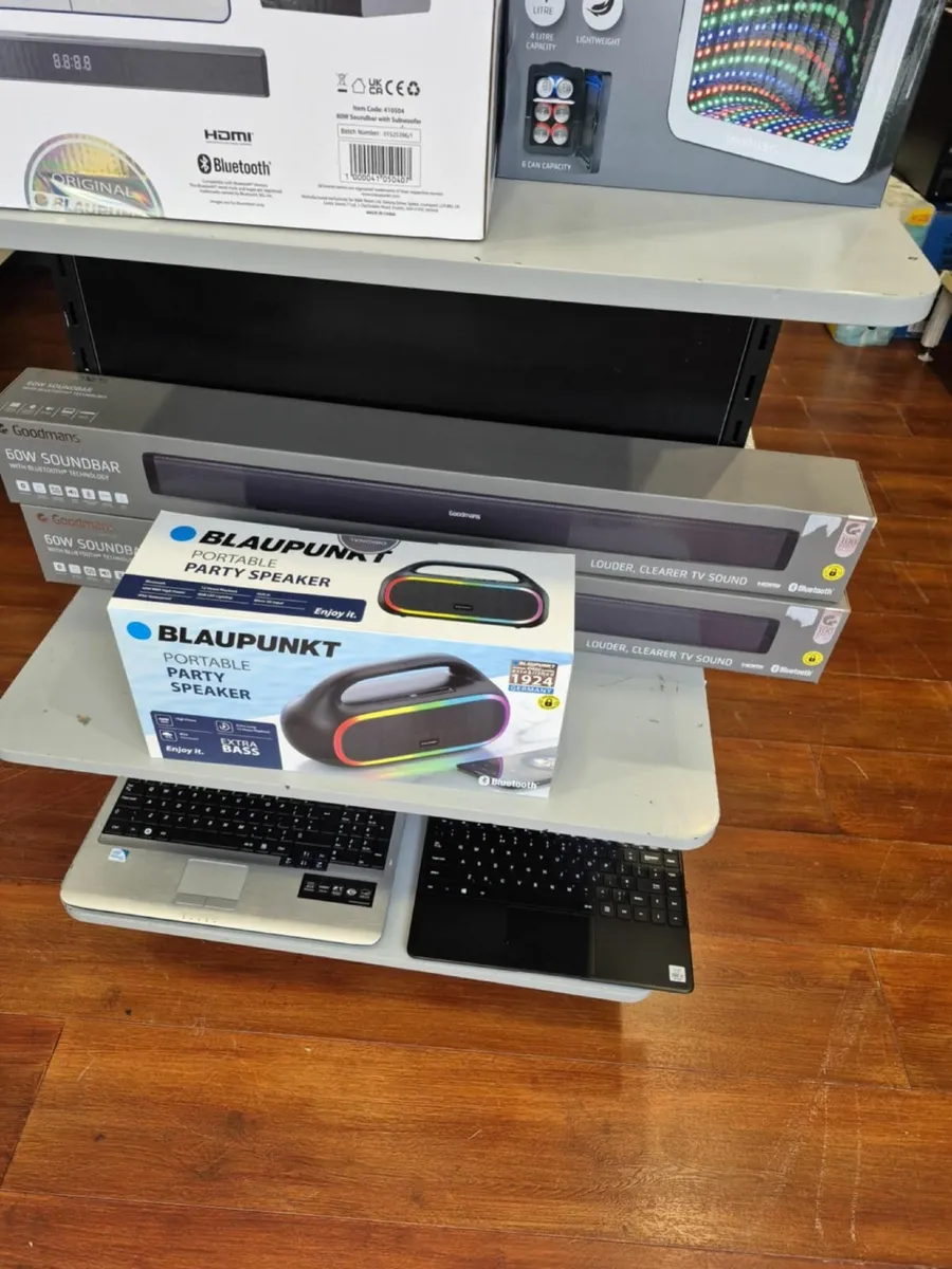 Various items for sale - Image 1